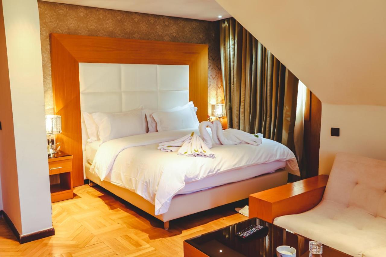 Hotel Perce Neige อิเฟรน ภายนอก รูปภาพ