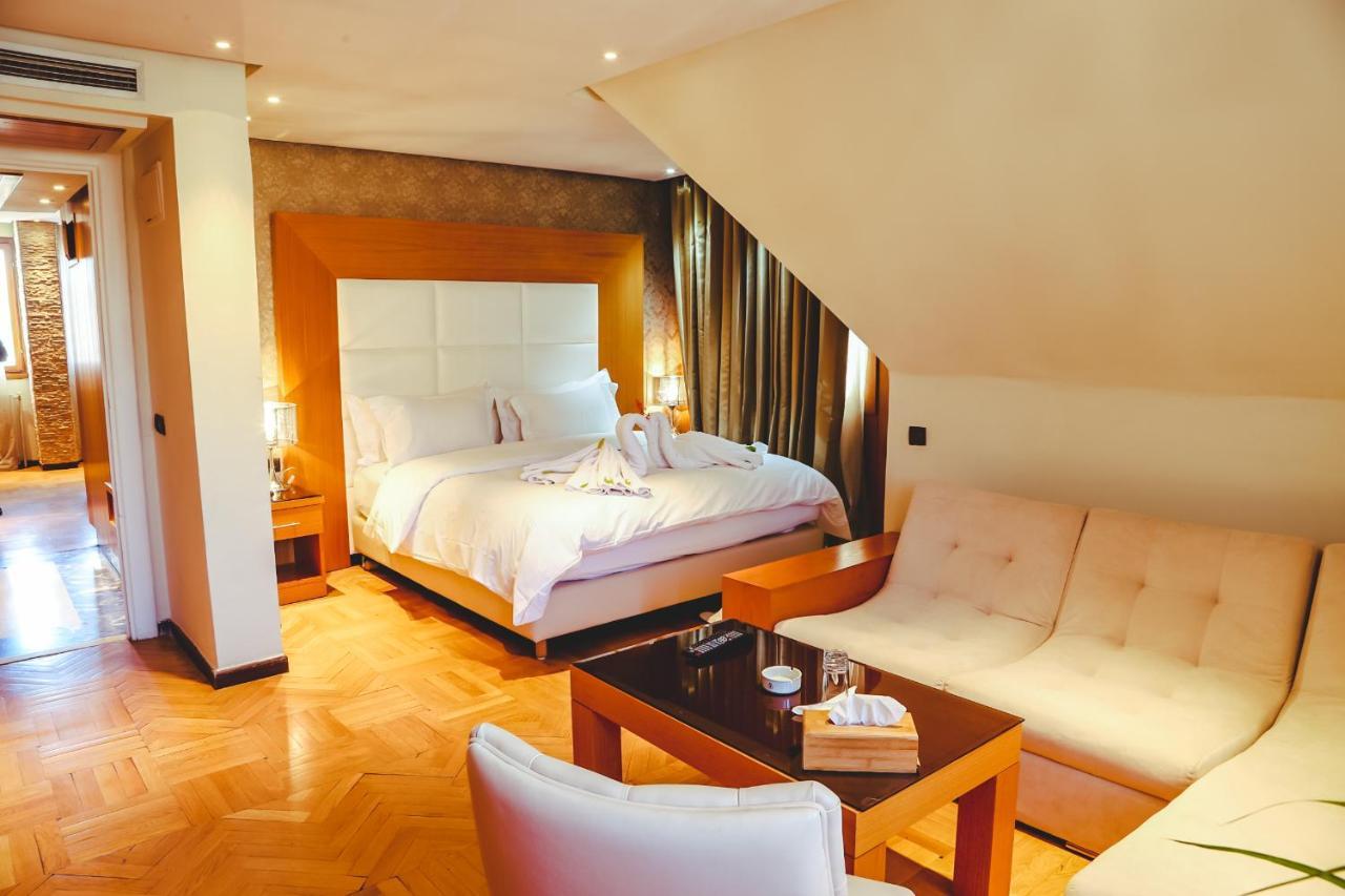 Hotel Perce Neige อิเฟรน ภายนอก รูปภาพ